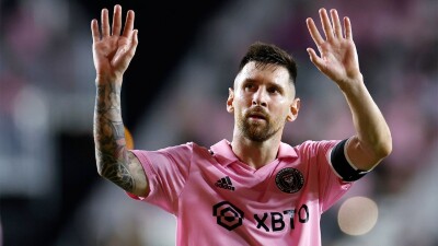 "Мы просто встали и начали аплодировать". Игрок "Интер Майами" – о тренировках с Месси