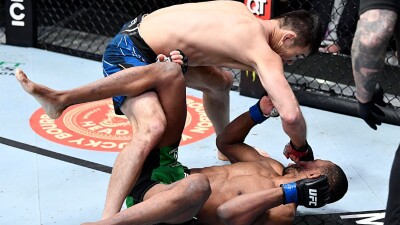 Ветеран UFC объяснил, чем Рахмонов похож на Чимаева