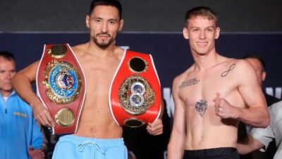 Алимханулы и Михайлович встретились в раздевалке после боя с нокаутом