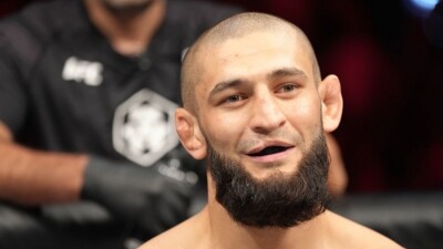 "Он просто зверь". Известный комментатор призвал UFC дать Чимаеву титульный бой
