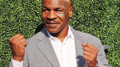 Майк Тайсон назвал условие поражения Усика в реванше с Фьюри в декабре