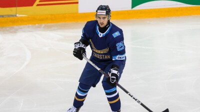 Разгромом завершился матч Казахстан – Китай на чемпионате Азии по хоккею