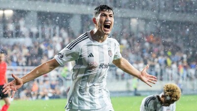 Зайнутдинов рассказал об интересном диалоге с Окслейд-Чемберленом в "Бешикташе"