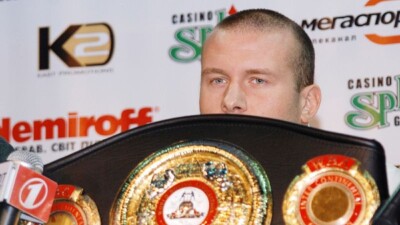 Бывший чемпион мира по версиям WBA, IBO и WBO умер в возрасте 45 лет