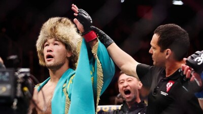 Экс-звезда UFC назвал преимущество Рахмонова над Гэрри