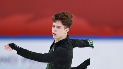 Казахстанский фигурист завоевал "серебро" на Гран-при Китая