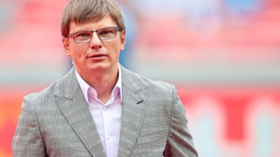  Экс-лидер "Кайрата" назвал "туманными" перспективы сборной России в 2025 году