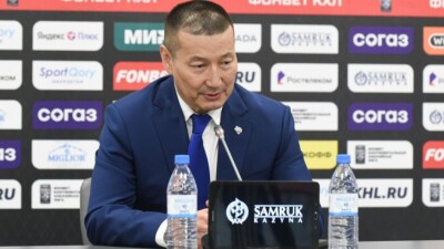 "Не забили 10 моментов". Наставник "Барыса" прокомментировал поражение от "Сибири"