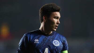 Стало известно, в каком клубе продолжит карьеру защитник сборной Казахстана