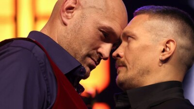 Усик поставил условие по организации реванша с Фьюри