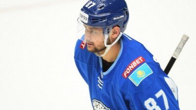 "Барыс" переподписал контракт с казахстанским защитником