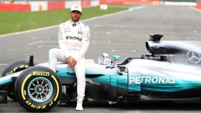 Семикратный чемпион "Формулы‑1" определился с новой командой