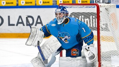 Позорным разгромом завершился матч "Барыса" в КХЛ