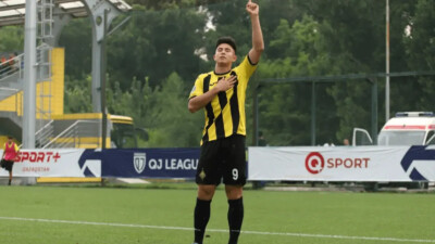 Нападающий сборной Казахстана переходит в "Челси"