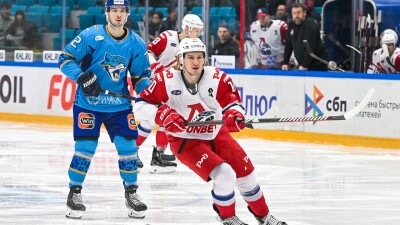 Сухим разгромом завершился матч "Барыса" в КХЛ