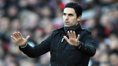 Названы претенденты на награду тренеру месяца в АПЛ