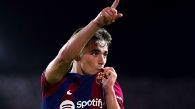 "Барселона" объявила о продлении контракта с Гави