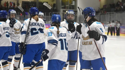 Видеообзор крупной победы женской сборной Казахстана по хоккею на Азиаде