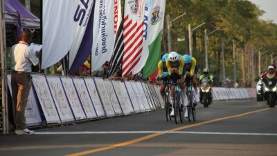 Казахстан завоевал "золото" чемпионата Азии по велоспорту на шоссе