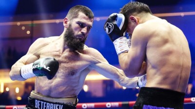 В России назвали фаворита реванша Бетербиев – Бивол