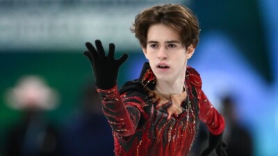 Шайдоров с отрывом выиграл короткую программу на чемпионате четырёх континентов