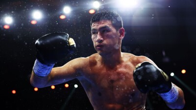 Бивол ответил, закроет ли досрочная победа вопрос о реванше с Бетербиевым