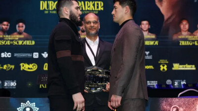 Прямая трансляция реванша Артур Бетербиев  –  Дмитрий Бивол