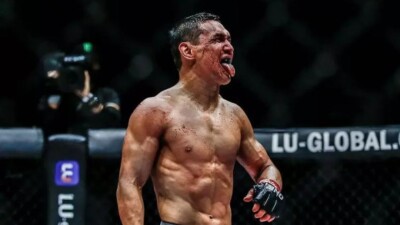 Топовый казахстанский файтер стал свободным агентом: подробности