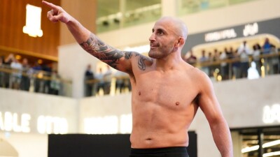 Стал известен главный кард турнира UFC 314