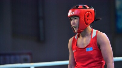 Казахстан понёс третью потерю на ЧМ по боксу