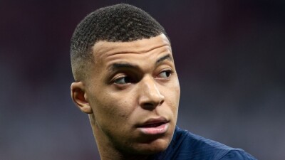 Стало известно, как изменился трансферный ценник Мбаппе за последние три месяца