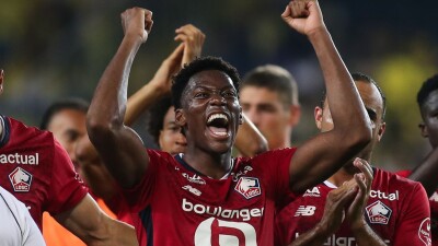 "Манчестер Юнайтед" и "Арсенал" сразятся за одного из лучших бомбардиров Лиги 1: подробности