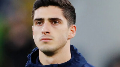 Нападающий со скандалом исключён из сборной Армении перед отбором ЧМ-2026: подробности