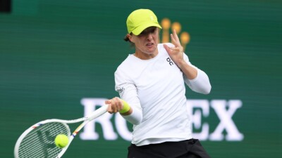 Cтало известно, какие вопросы неизвестный задавал Иге Швёнтек с трибун в Майами