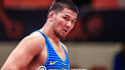 Казахстанский борец завоевал "серебро" на чемпионате Азии в Аммане