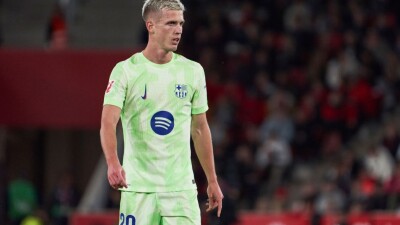 Суд отклонил апелляцию Ла Лиги по регистрации "Барселоной" Даниэля Ольмо и Пау Виктора