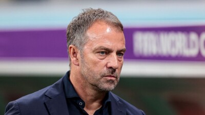 "Такое происходит только здесь". Главный тренер "Барселоны" раскритиковал Ла Лигу за календарь матчей