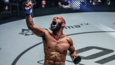 "Очень умён". Царукян рассказал о тренировке с экс-чемпионом UFC