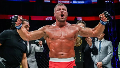 "Я растолстел". Двойной чемпион ONE из России назвал свой актуальный вес