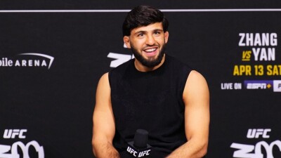 Царукян рассказал о самой безумной версии фанатов, которая объясняет его снятие с UFC 311