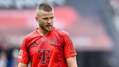 В "Баварии" высказались об уходе Эрика Дайера по окончании нынешнего сезона