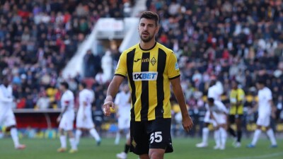 "Кайрат" переиграл "Женис" и упрочил лидерство в КПЛ-2025