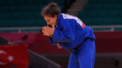 Чемпионка Паралимпиады среди слепых оказалась зрячей: подробности