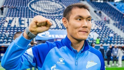 В России вынесли вердикт перспективам Нуралы Алипа в "Зените"