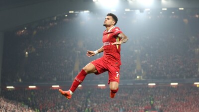 "Ливерпуль" хочет продлить контракт с одним из лидеров на фоне интереса "Барселоны"