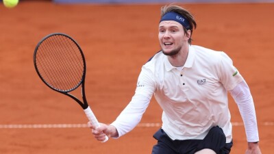 "Я не самый профессиональный парень на планете". Александр Бублик – о переменах в теннисе