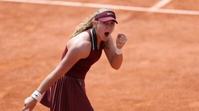 Мирра Андреева проиграла 361-й ракетке мира в четвертьфинале "Ролан Гаррос"