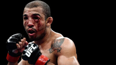 Легенда UFC исключён из ростера промоушена