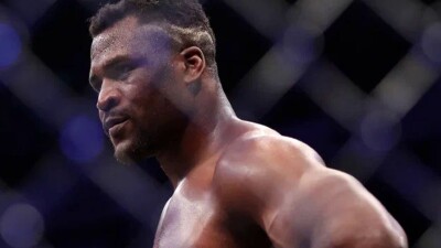 Тренер Нганну объяснил, почему он не вернётся в UFC