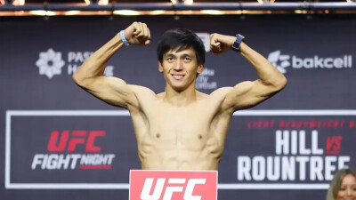 Максум прокомментировал скандальное решение судей в бою с Уланбековым 